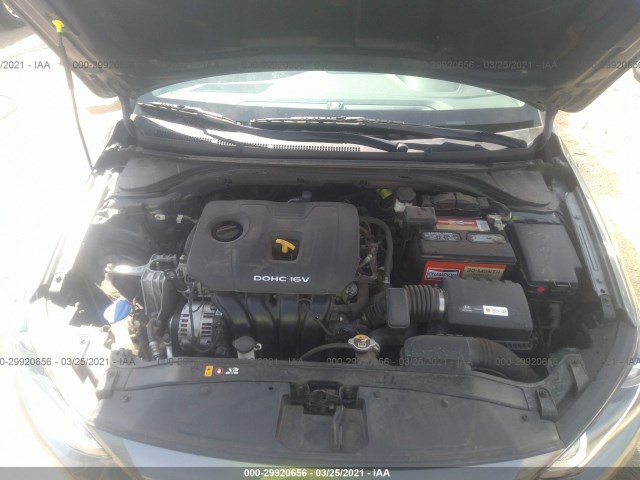 Photo 9 VIN: 5NPD84LF2JH272765 - HYUNDAI ELANTRA 