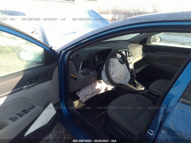 Photo 4 VIN: 5NPD84LF2JH280767 - HYUNDAI ELANTRA 