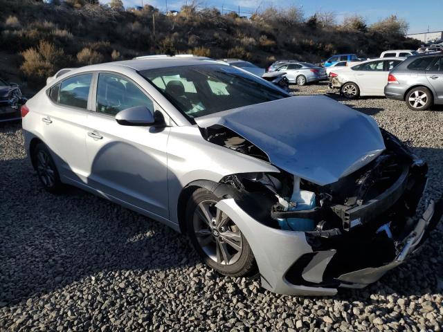 Photo 3 VIN: 5NPD84LF2JH282213 - HYUNDAI ELANTRA 