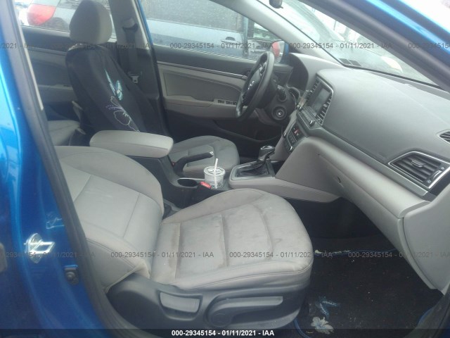 Photo 4 VIN: 5NPD84LF2JH284205 - HYUNDAI ELANTRA 