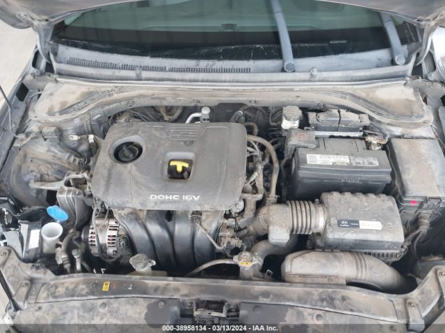 Photo 9 VIN: 5NPD84LF2JH290876 - HYUNDAI ELANTRA 