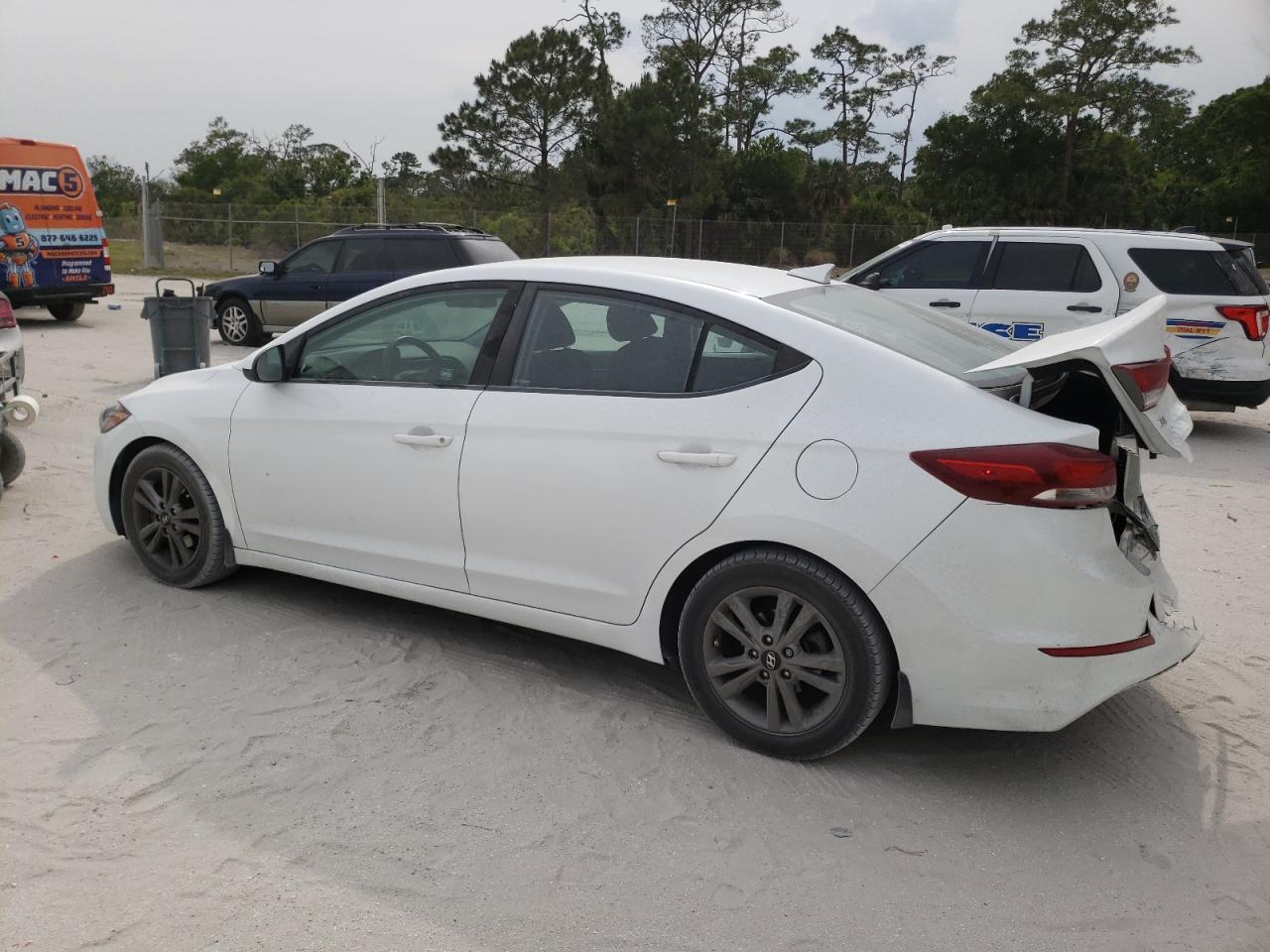 Photo 1 VIN: 5NPD84LF2JH291283 - HYUNDAI ELANTRA 