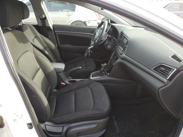 Photo 4 VIN: 5NPD84LF2JH291297 - HYUNDAI ELANTRA SE 