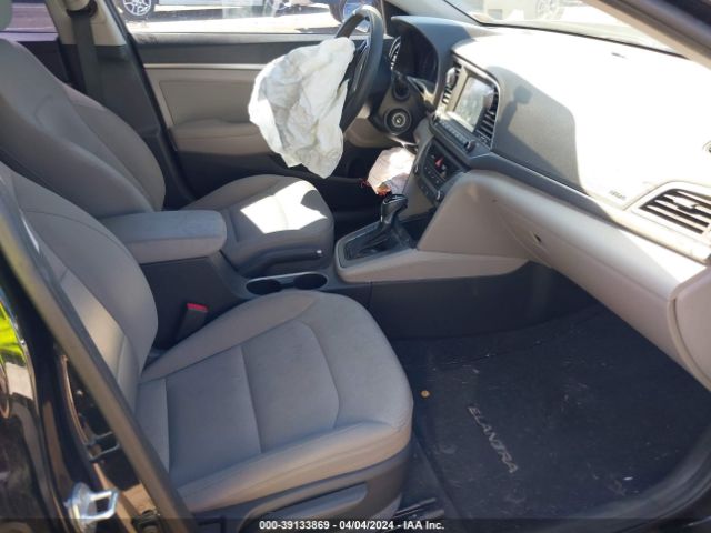 Photo 4 VIN: 5NPD84LF2JH296015 - HYUNDAI ELANTRA 