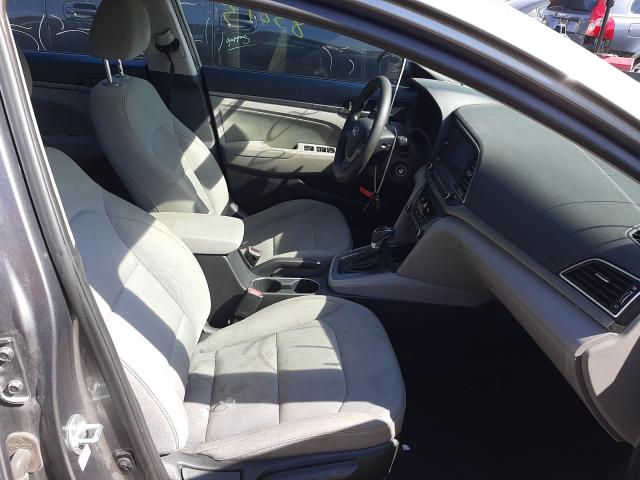 Photo 4 VIN: 5NPD84LF2JH298587 - HYUNDAI ELANTRA SE 