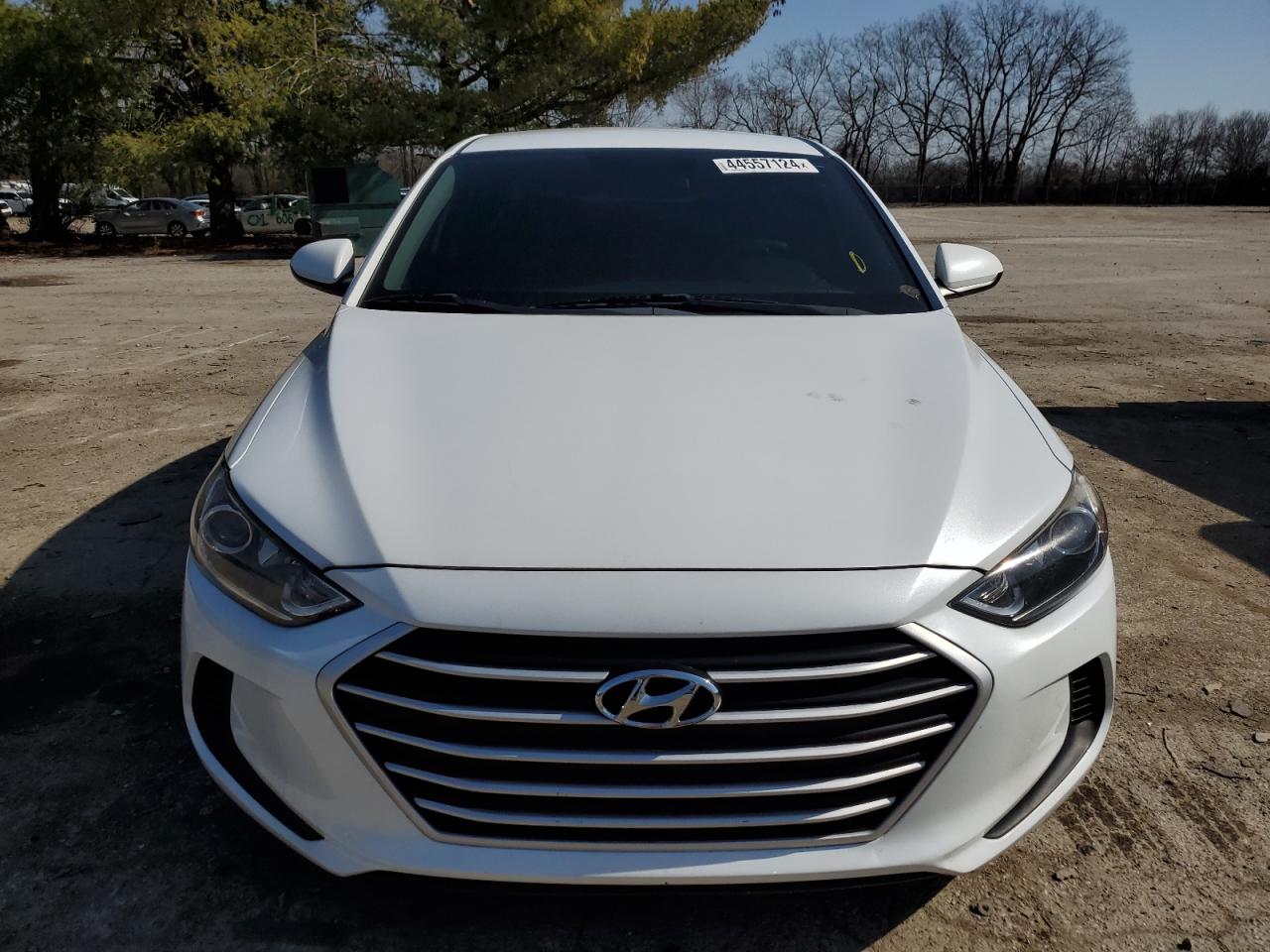 Photo 4 VIN: 5NPD84LF2JH302377 - HYUNDAI ELANTRA 