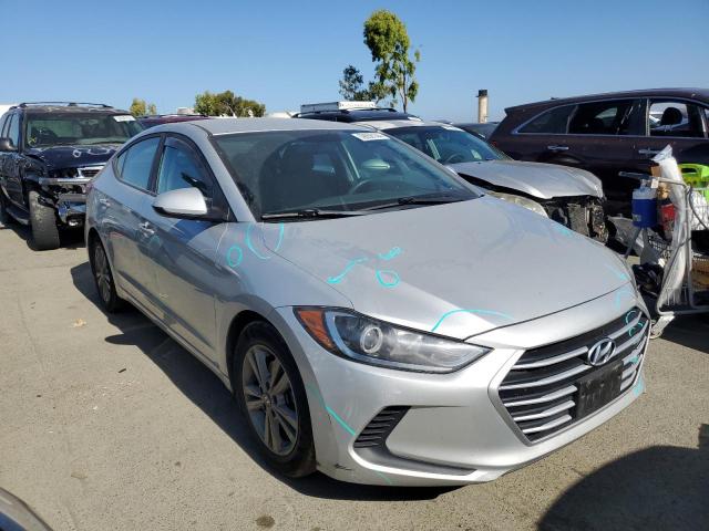 Photo 3 VIN: 5NPD84LF2JH304176 - HYUNDAI ELANTRA SE 