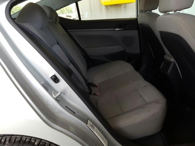 Photo 5 VIN: 5NPD84LF2JH308034 - HYUNDAI ELANTRA SE 