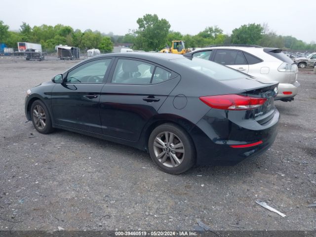 Photo 2 VIN: 5NPD84LF2JH317381 - HYUNDAI ELANTRA 