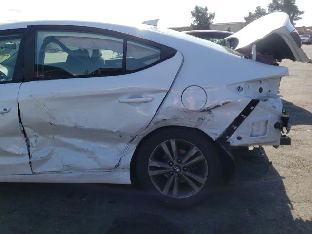 Photo 8 VIN: 5NPD84LF2JH317865 - HYUNDAI ELANTRA SE 