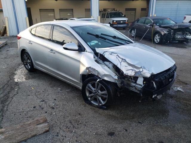 Photo 3 VIN: 5NPD84LF2JH318885 - HYUNDAI ELANTRA 