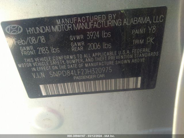 Photo 8 VIN: 5NPD84LF2JH320975 - HYUNDAI ELANTRA 