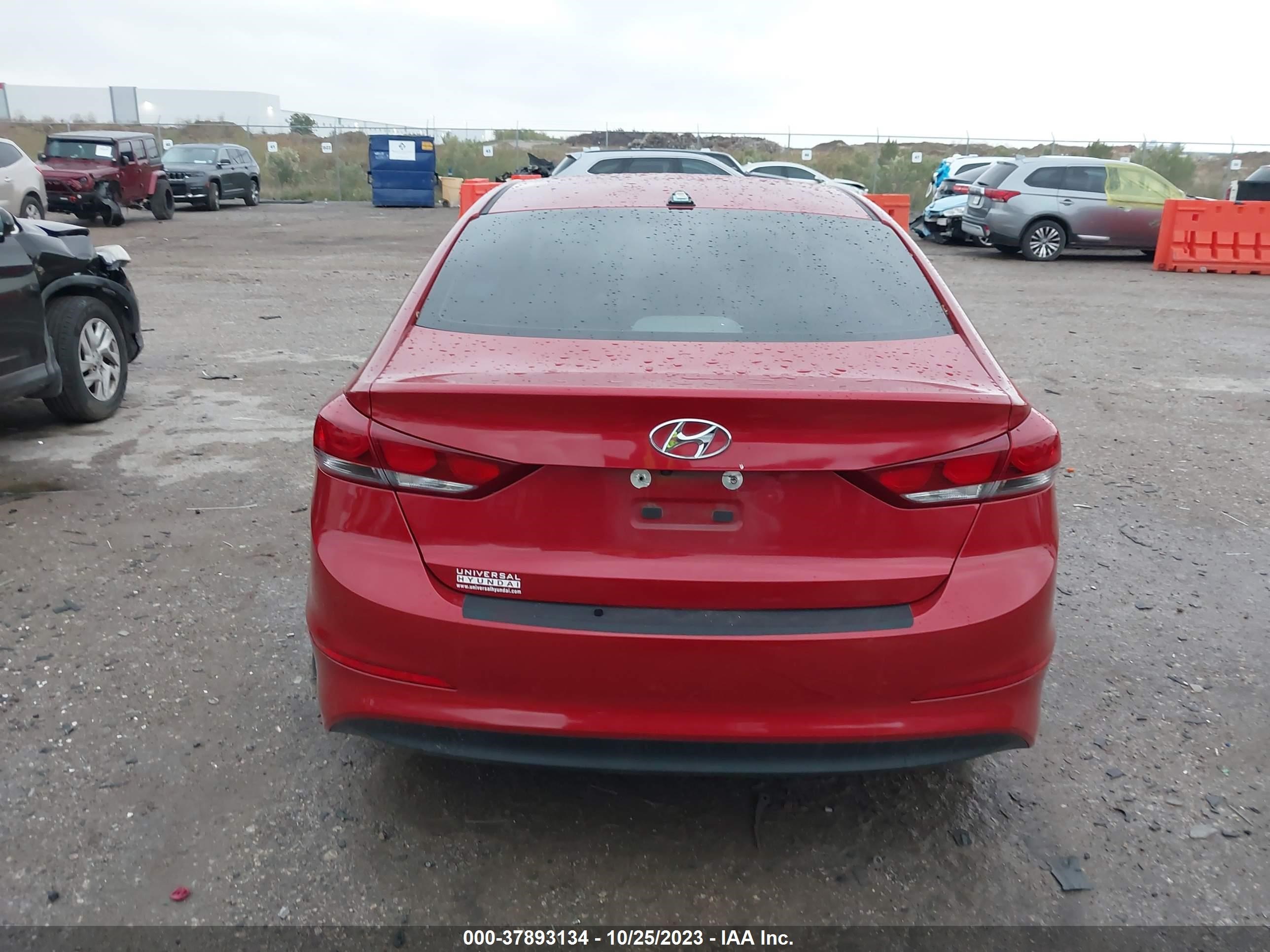 Photo 15 VIN: 5NPD84LF2JH327912 - HYUNDAI ELANTRA 