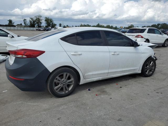 Photo 2 VIN: 5NPD84LF2JH343902 - HYUNDAI ELANTRA SE 