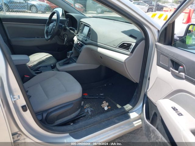 Photo 4 VIN: 5NPD84LF2JH356682 - HYUNDAI ELANTRA 