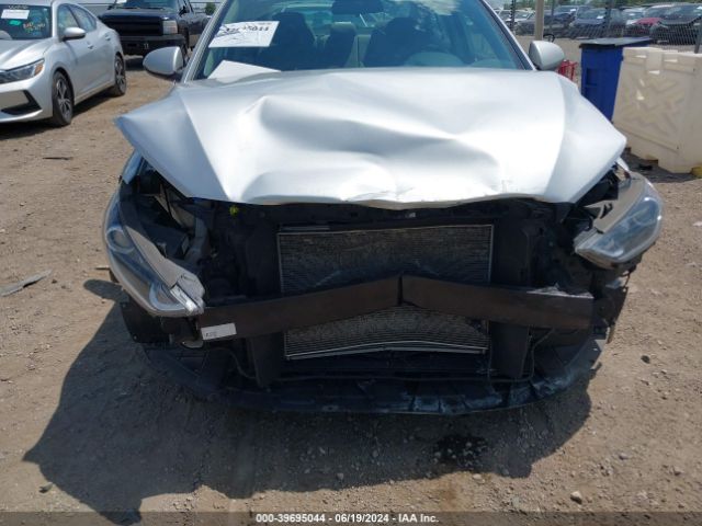 Photo 5 VIN: 5NPD84LF2JH356682 - HYUNDAI ELANTRA 