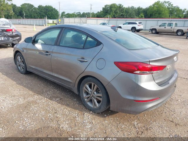 Photo 2 VIN: 5NPD84LF2JH358674 - HYUNDAI ELANTRA 