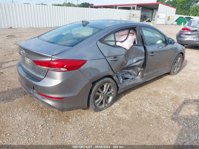 Photo 3 VIN: 5NPD84LF2JH358674 - HYUNDAI ELANTRA 