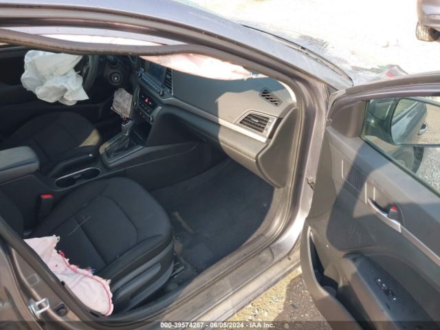 Photo 4 VIN: 5NPD84LF2JH358674 - HYUNDAI ELANTRA 