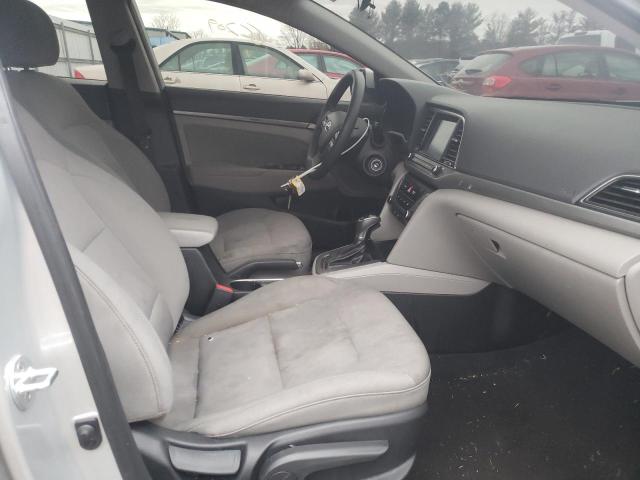 Photo 4 VIN: 5NPD84LF2JH365947 - HYUNDAI ELANTRA SE 