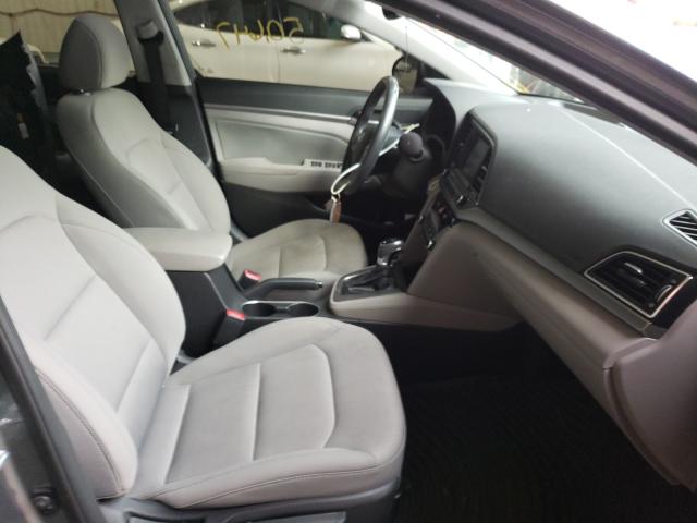 Photo 4 VIN: 5NPD84LF2JH373644 - HYUNDAI ELANTRA 