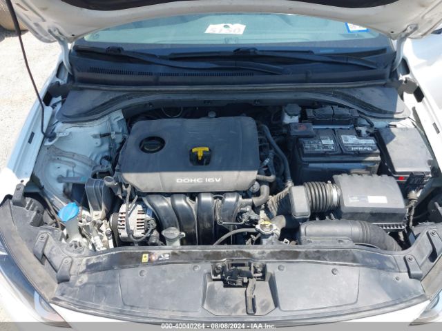 Photo 9 VIN: 5NPD84LF2JH379993 - HYUNDAI ELANTRA 