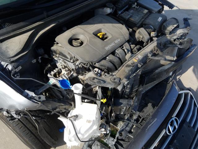 Photo 8 VIN: 5NPD84LF2JH394459 - HYUNDAI ELANTRA SE 