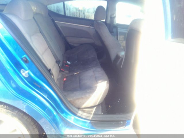 Photo 7 VIN: 5NPD84LF2JH398401 - HYUNDAI ELANTRA 