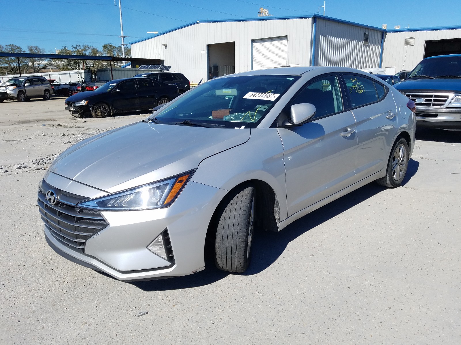 Photo 1 VIN: 5NPD84LF2KH404375 - HYUNDAI ELANTRA SE 