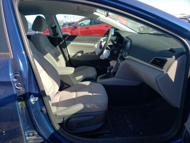 Photo 4 VIN: 5NPD84LF2KH412119 - HYUNDAI ELANTRA SE 