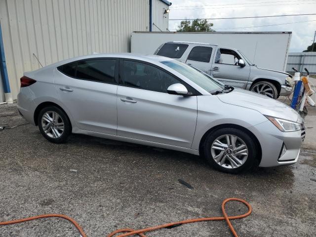 Photo 3 VIN: 5NPD84LF2KH413416 - HYUNDAI ELANTRA SE 