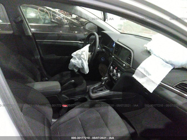 Photo 4 VIN: 5NPD84LF2KH413836 - HYUNDAI ELANTRA 