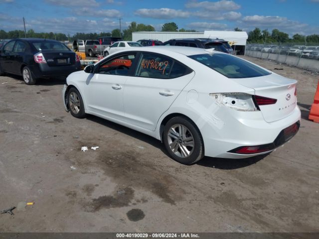 Photo 2 VIN: 5NPD84LF2KH418163 - HYUNDAI ELANTRA 