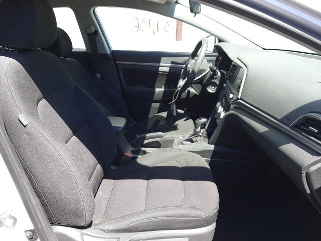 Photo 4 VIN: 5NPD84LF2KH424030 - HYUNDAI ELANTRA SE 