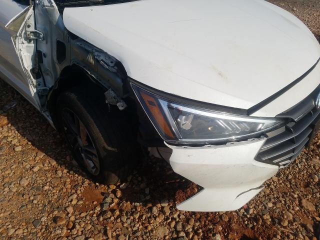 Photo 8 VIN: 5NPD84LF2KH426988 - HYUNDAI ELANTRA SE 