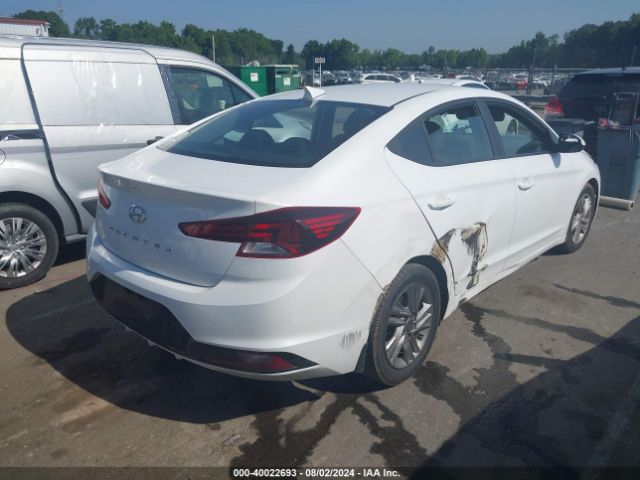 Photo 3 VIN: 5NPD84LF2KH428143 - HYUNDAI ELANTRA 