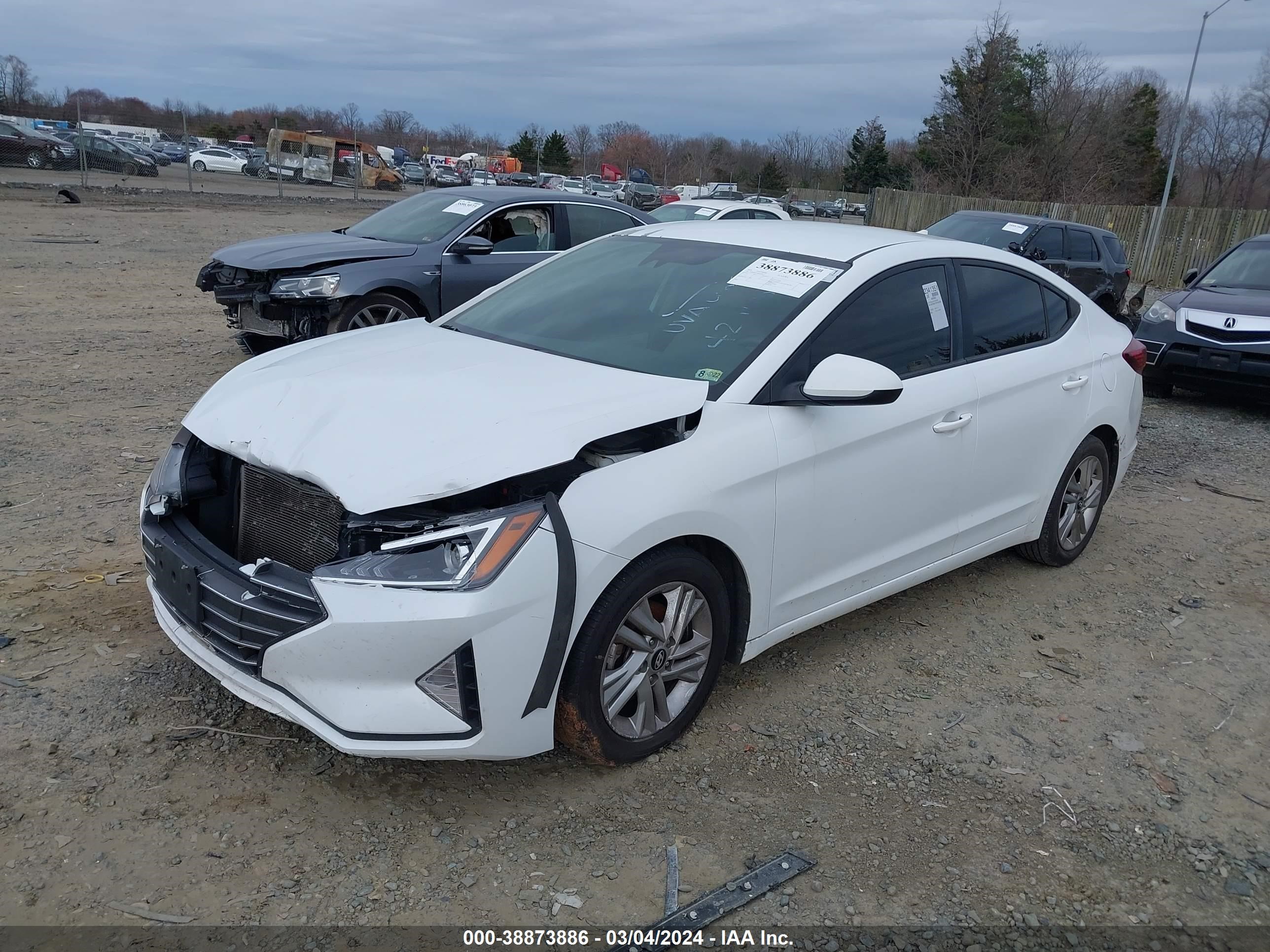 Photo 1 VIN: 5NPD84LF2KH429552 - HYUNDAI ELANTRA 