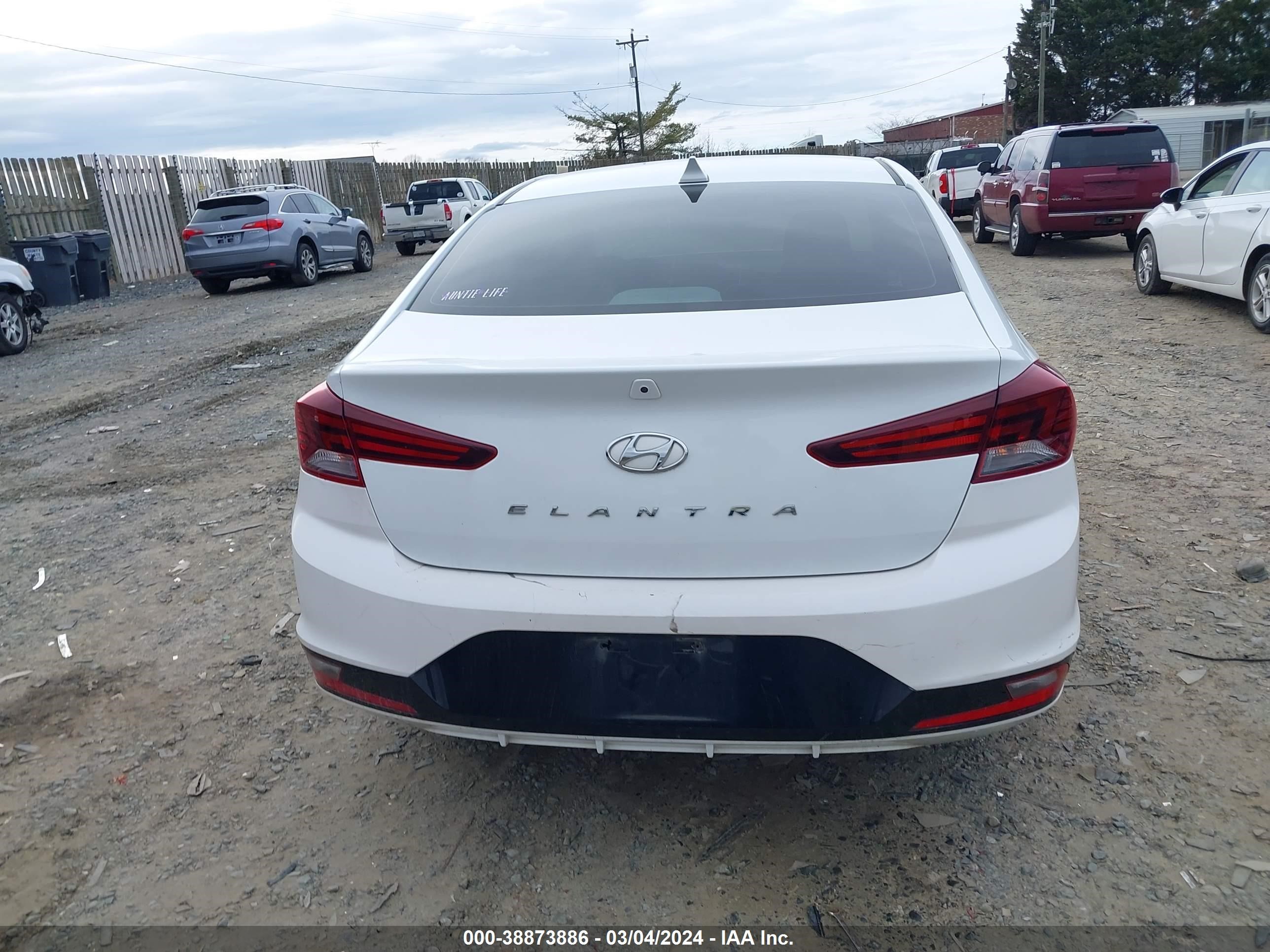 Photo 15 VIN: 5NPD84LF2KH429552 - HYUNDAI ELANTRA 