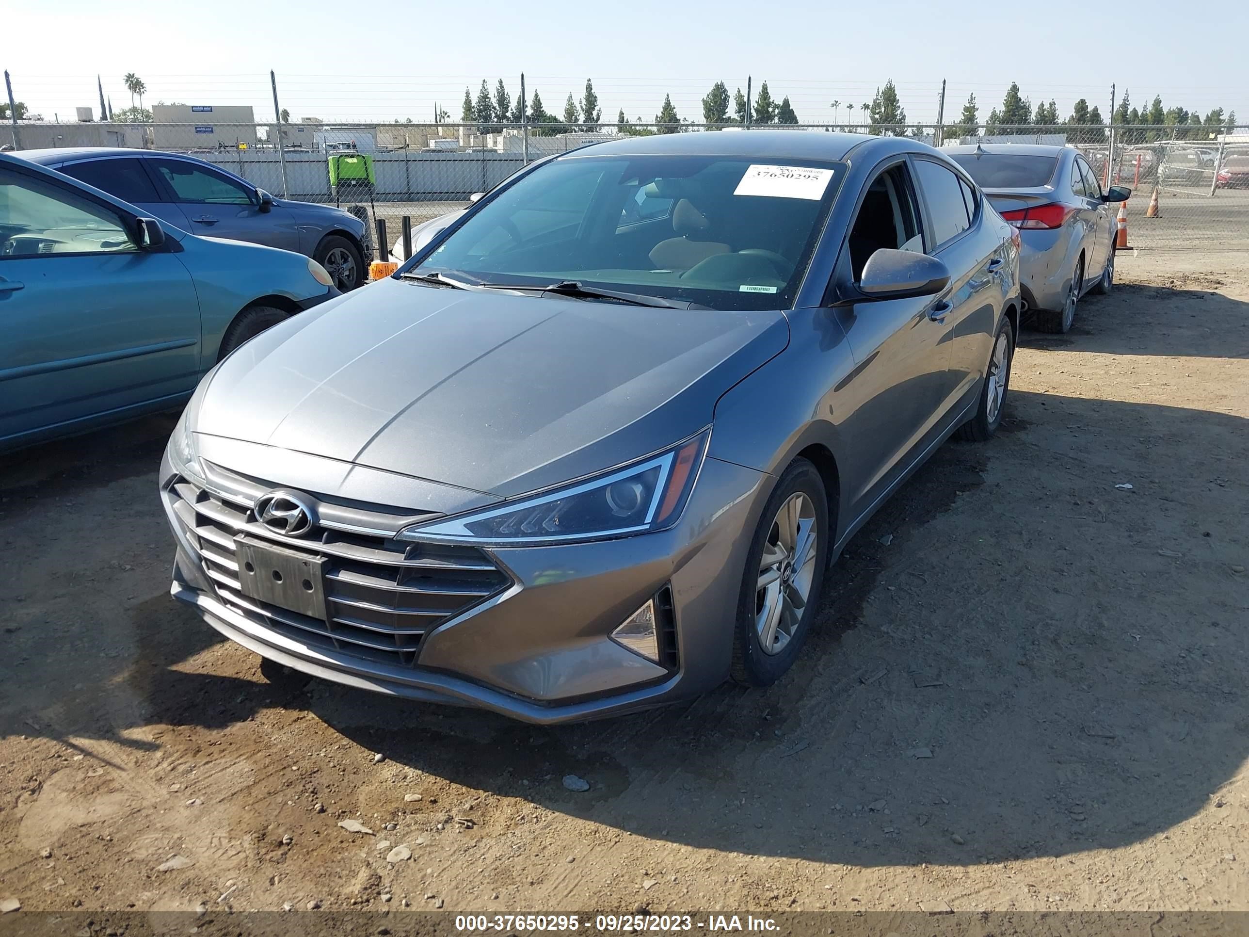 Photo 1 VIN: 5NPD84LF2KH436453 - HYUNDAI ELANTRA 