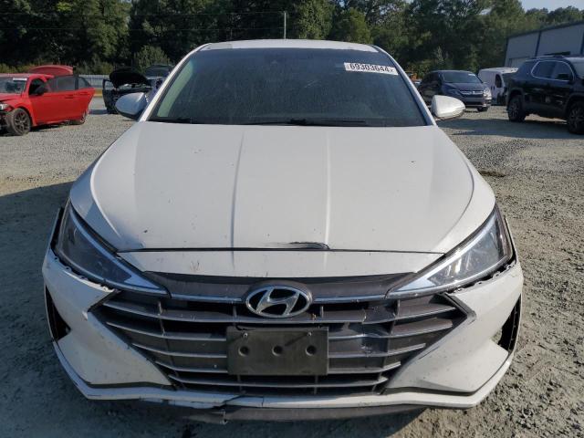 Photo 4 VIN: 5NPD84LF2KH437134 - HYUNDAI ELANTRA SE 