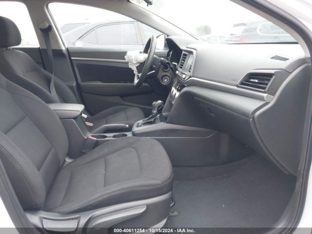 Photo 4 VIN: 5NPD84LF2KH437750 - HYUNDAI ELANTRA 