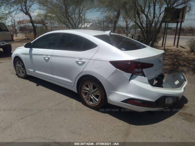 Photo 2 VIN: 5NPD84LF2KH444004 - HYUNDAI ELANTRA 