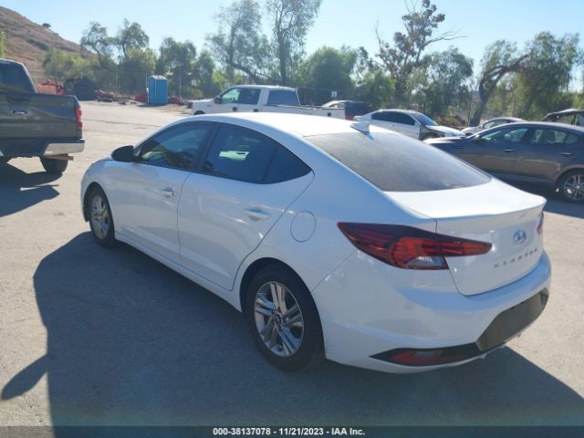 Photo 2 VIN: 5NPD84LF2KH449543 - HYUNDAI ELANTRA 