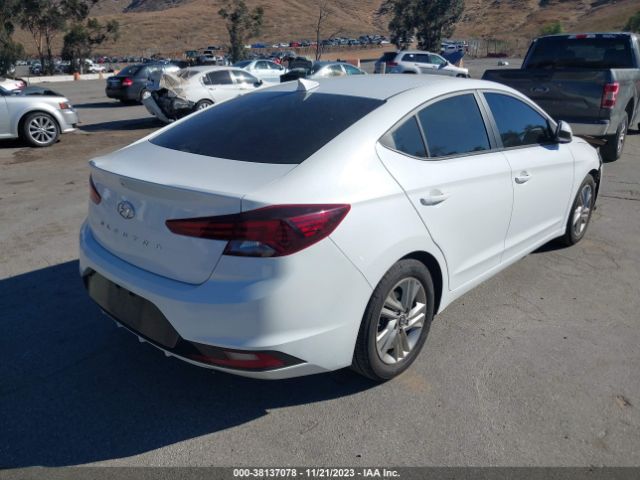 Photo 3 VIN: 5NPD84LF2KH449543 - HYUNDAI ELANTRA 