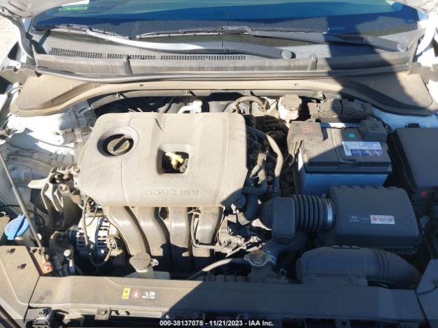 Photo 9 VIN: 5NPD84LF2KH449543 - HYUNDAI ELANTRA 