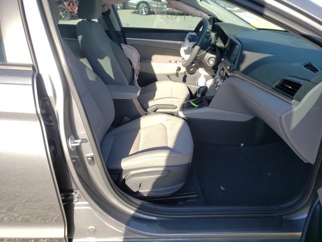 Photo 4 VIN: 5NPD84LF2KH452099 - HYUNDAI ELANTRA SE 