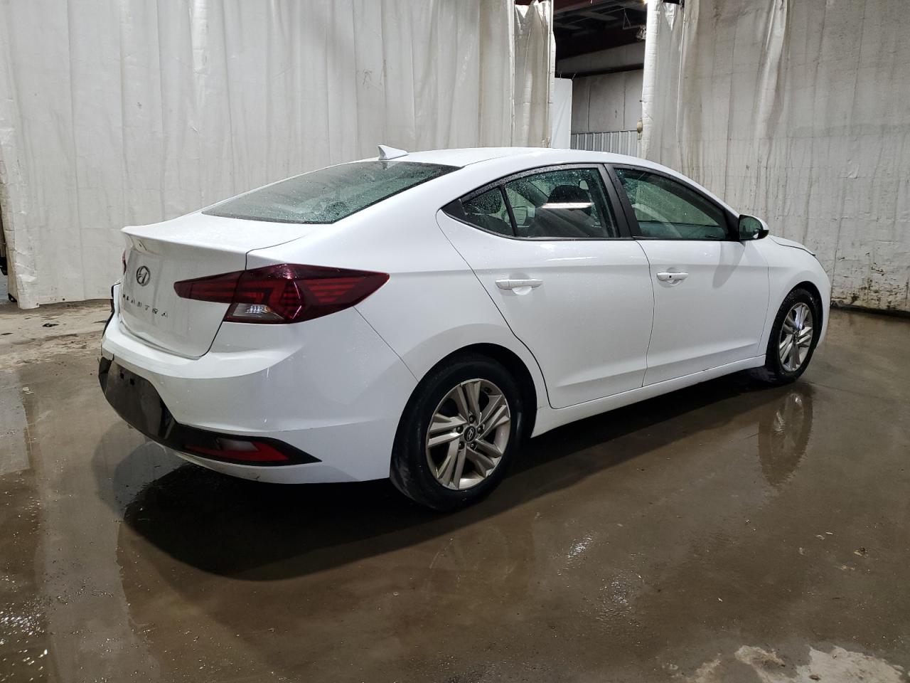 Photo 2 VIN: 5NPD84LF2KH457108 - HYUNDAI ELANTRA 