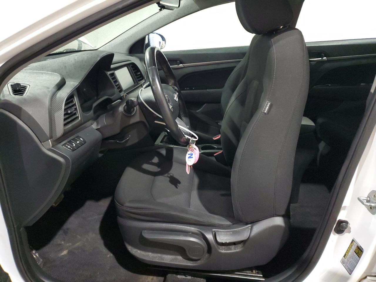 Photo 6 VIN: 5NPD84LF2KH457108 - HYUNDAI ELANTRA 