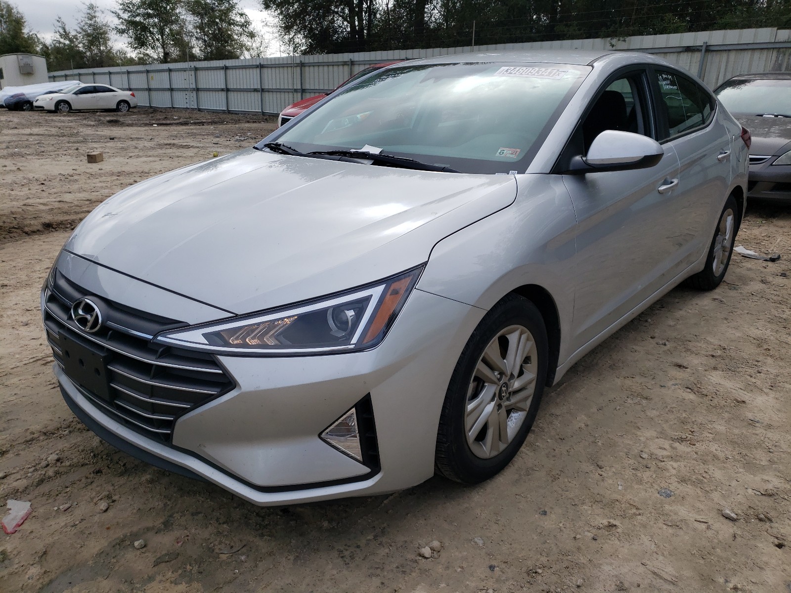 Photo 1 VIN: 5NPD84LF2KH468514 - HYUNDAI ELANTRA SE 