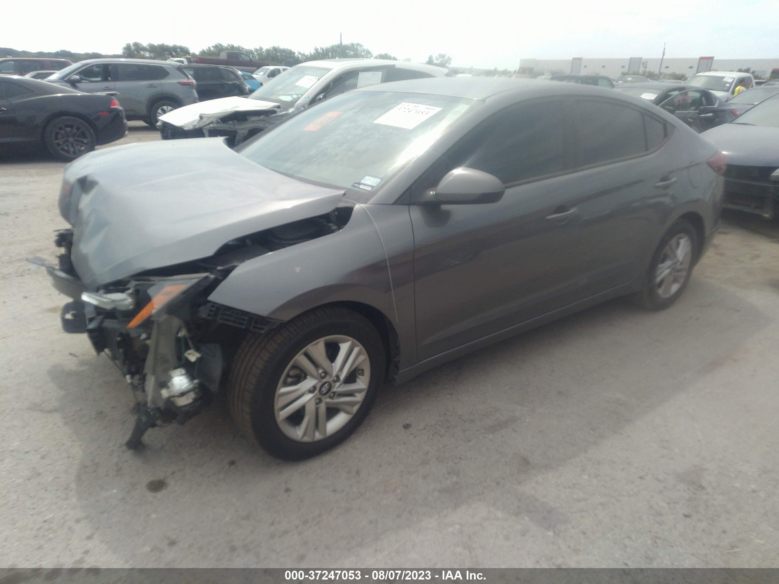 Photo 1 VIN: 5NPD84LF2KH484910 - HYUNDAI ELANTRA 